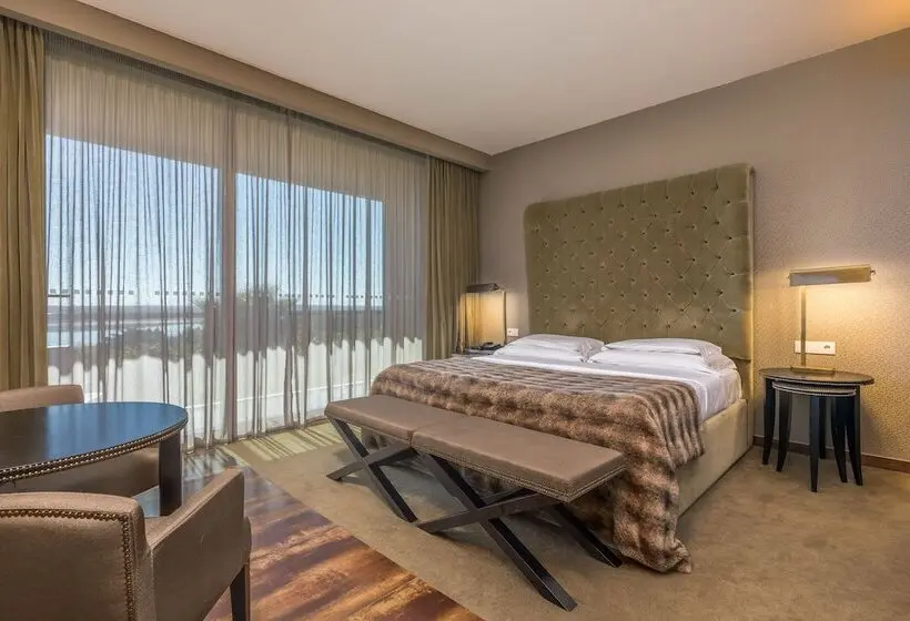 Superior room with lake view, Ap Lago Montargil Conference & Spa
