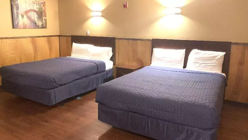 اتاق لوکس, Budget Inn New Cumberland Harrisburg Hershey York