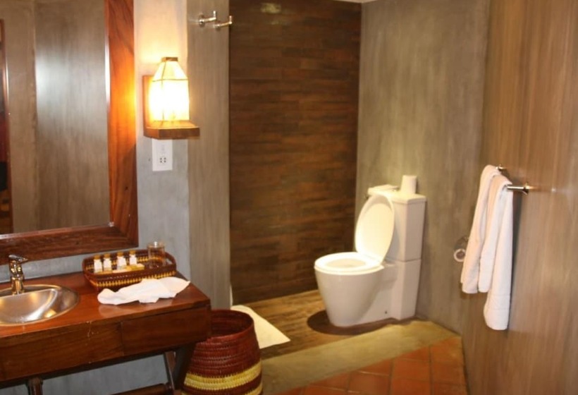 샬레, Cinnamon Wild Yala