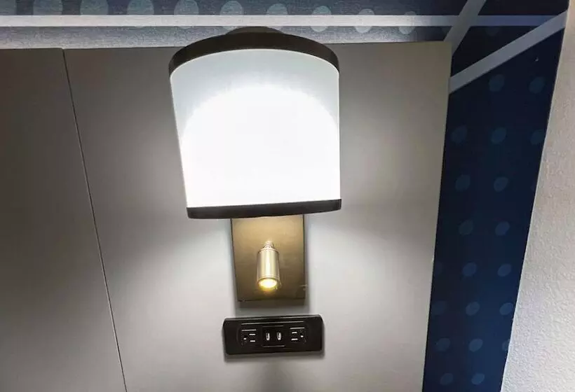 スイート, Comfort Suites Augusta Riverwatch