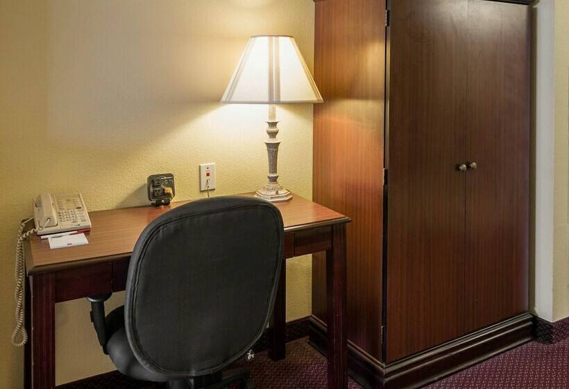 سوئیت برای معلولان, Comfort Suites Texarkana Texas