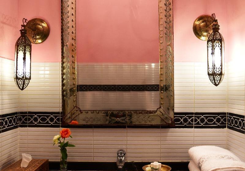 스탠다드 룸, El Reducto