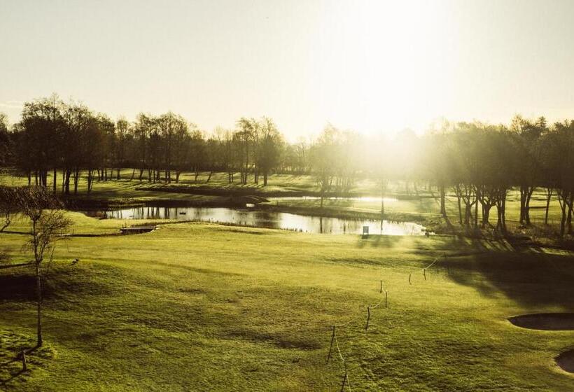 غرفة تنفيذية, Formby Hall Golf Resort & Spa