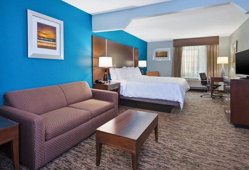 جناح, Holiday Inn Express & Suites Carmel North – Westfield, An Ihg