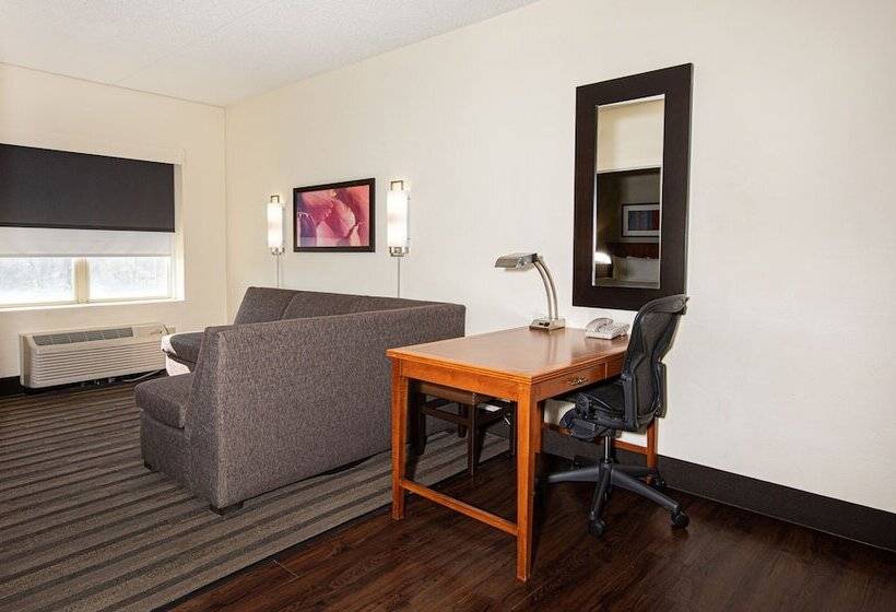 스위트, Hyatt House Chicago Schaumburg