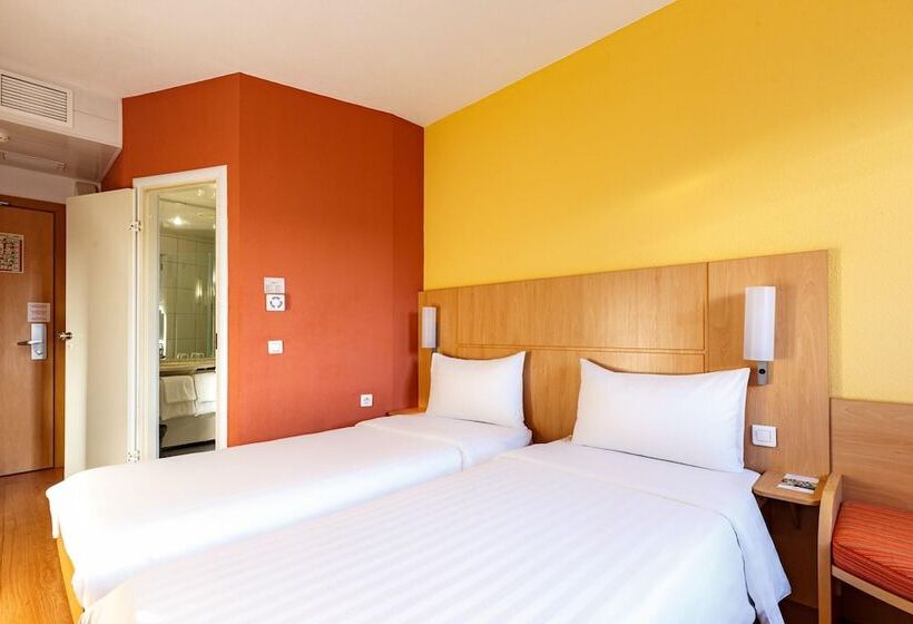 标准间, Ibis Kazan