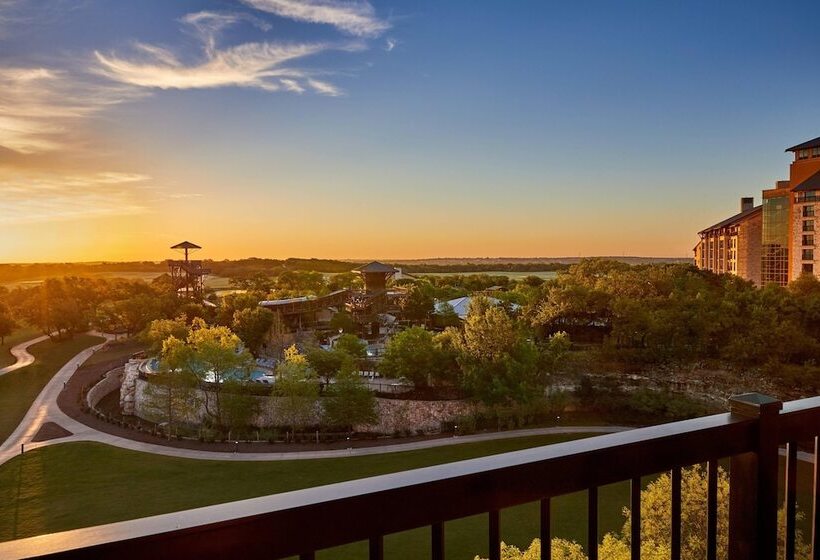 غرفة ديلوكس مزودة بشرفة, Jw Marriott San Antonio Hill Country Resort & Spa
