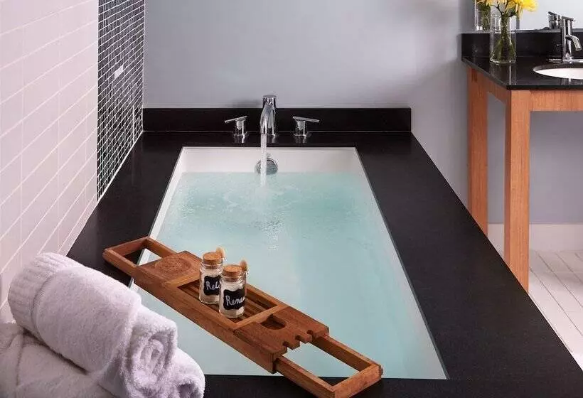 استودیوی استاندارد با تخت دوبل, Kimpton Shorebreak Huntington Beach Resort, An Ihg