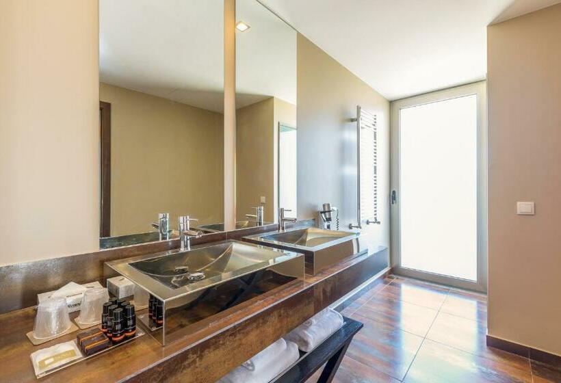 プール付３ベッドルーム　ビラ, Ap Lago Montargil   Conference & Spa