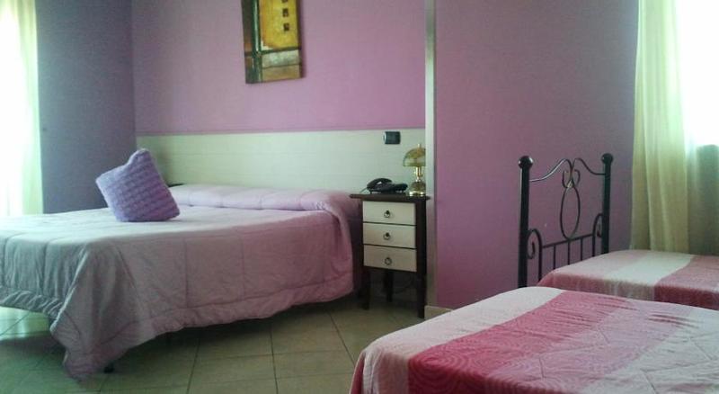 חדר סטנדרט לארבעה, Casafort