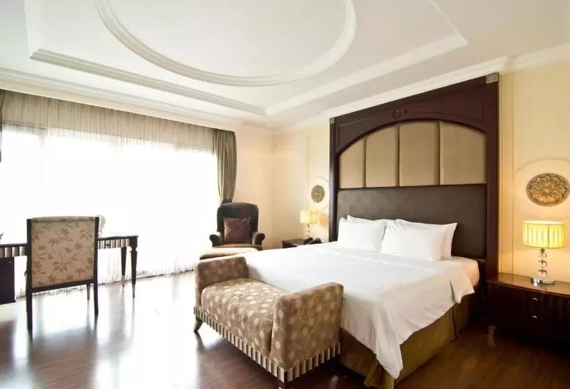 スイート, Lk Residence