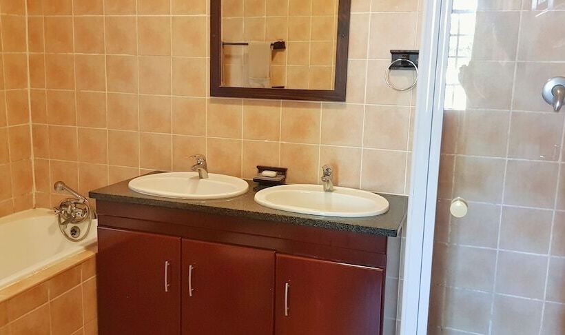 בקתת חדר, Natal Spa Hot Springs & Leisure Resort