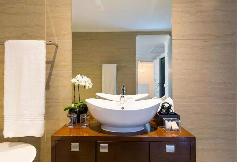 3 Bedroom Deluxe Suite