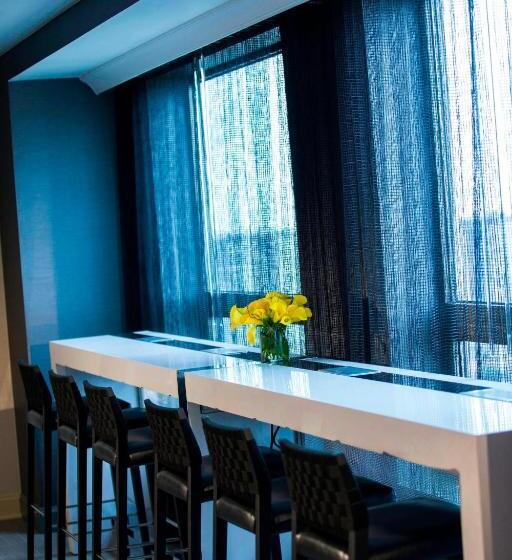 Suite King Size Seng, Renaissance Chicago O Hare Suites