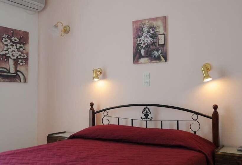 スタンダードルーム, Senia Studios