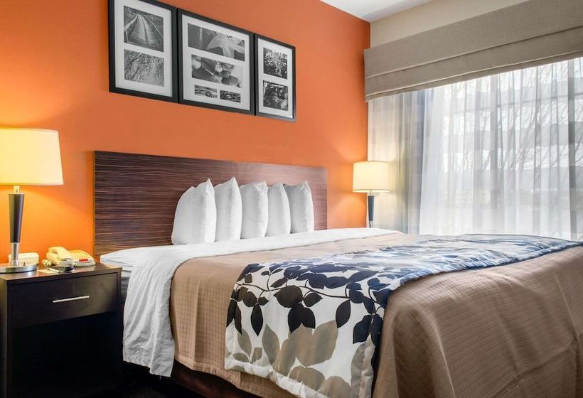 스위트, Spark By Hilton Montgomery Eastchase