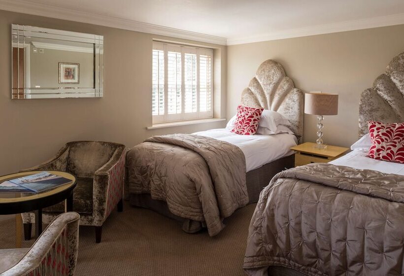 غرفة قياسية, The Kings Arms