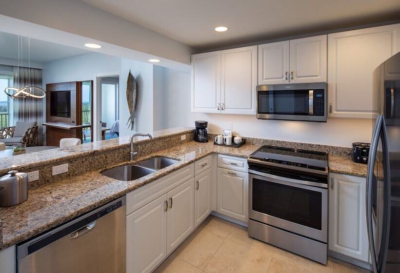 سوئیت با چشم‌انداز رودخانه, The Westin Cape Coral Resort At Marina Village