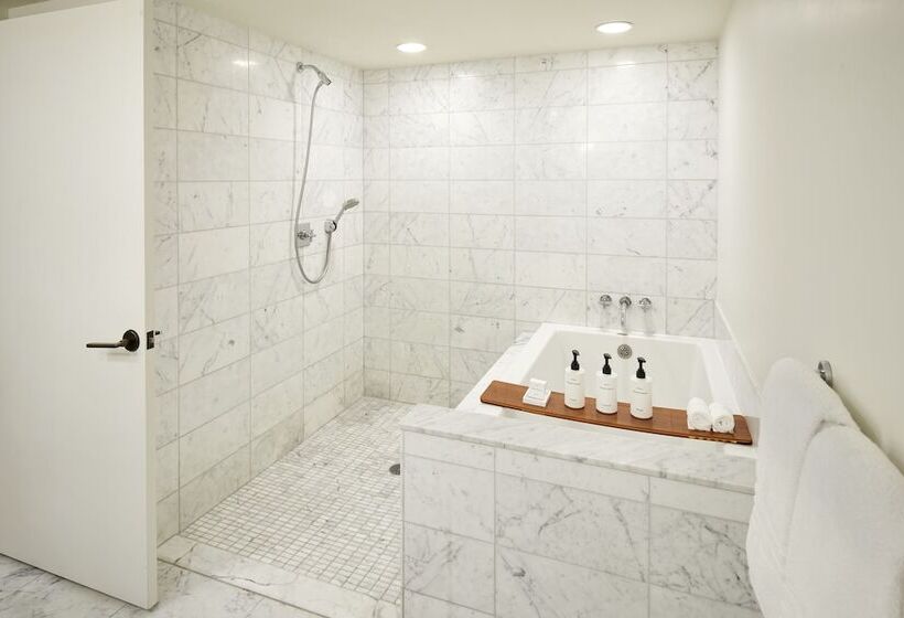 جناح ديلوكس غرفتين نوم, Ka Laʻi Waikiki Beach, Lxr Hotels & Resorts