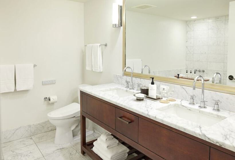 2 베드룸 디럭스 스위트, Ka Laʻi Waikiki Beach, Lxr Hotels & Resorts