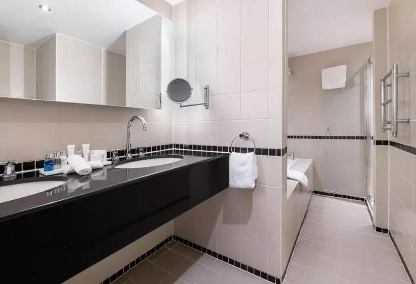 سوییت جونیور, Radisson Blu Hotel, Durham
