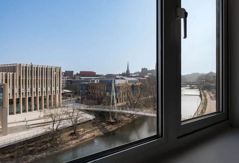 Premium room with river view, Radisson Blu Hotel, Durham