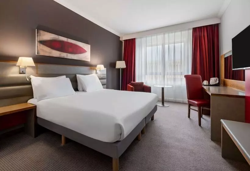 اتاق سوپریور با چشم‌انداز رودخانه, Radisson Blu Hotel, Durham