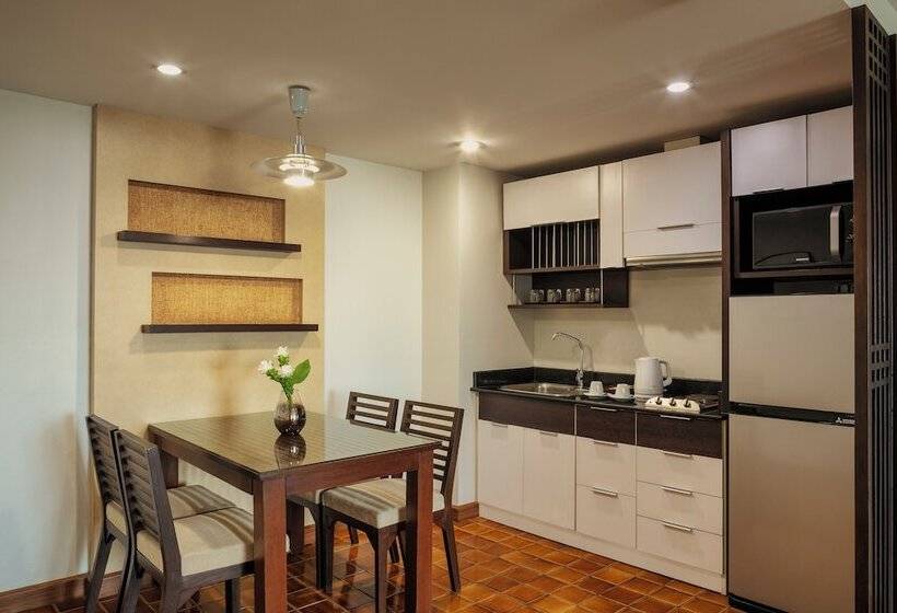 Люкс 2 Спальни, The Grand Napat