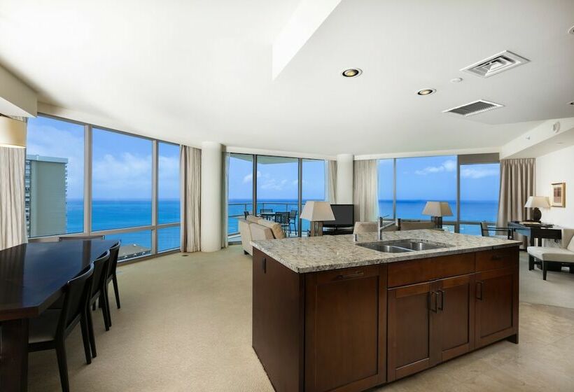 جناح بريميوم 3 غرف نوم, Ka Laʻi Waikiki Beach, Lxr Hotels & Resorts