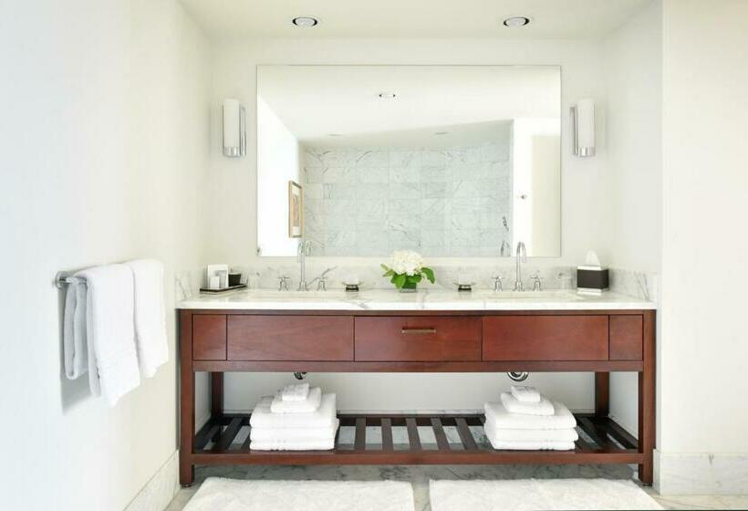 جناح ديلوكس غرفتين نوم, Ka Laʻi Waikiki Beach, Lxr Hotels & Resorts