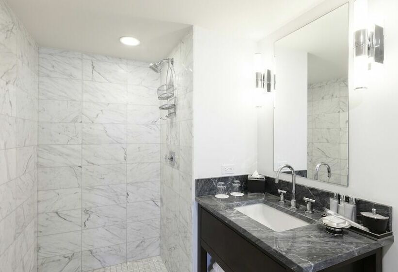 جناح ديلوكس غرفتين نوم, Ka Laʻi Waikiki Beach, Lxr Hotels & Resorts