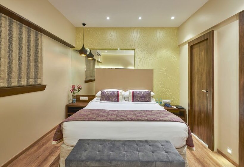 חדר דלוקס, Bawa Regency