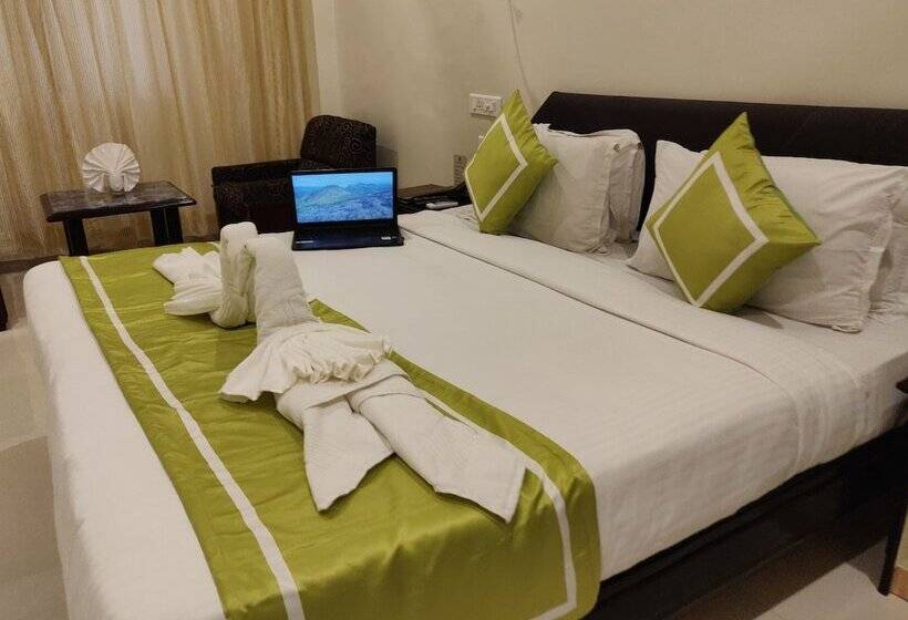 غرفة ديلوكس, Chandra Inn