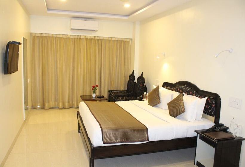 غرفة ديلوكس, Chandra Inn