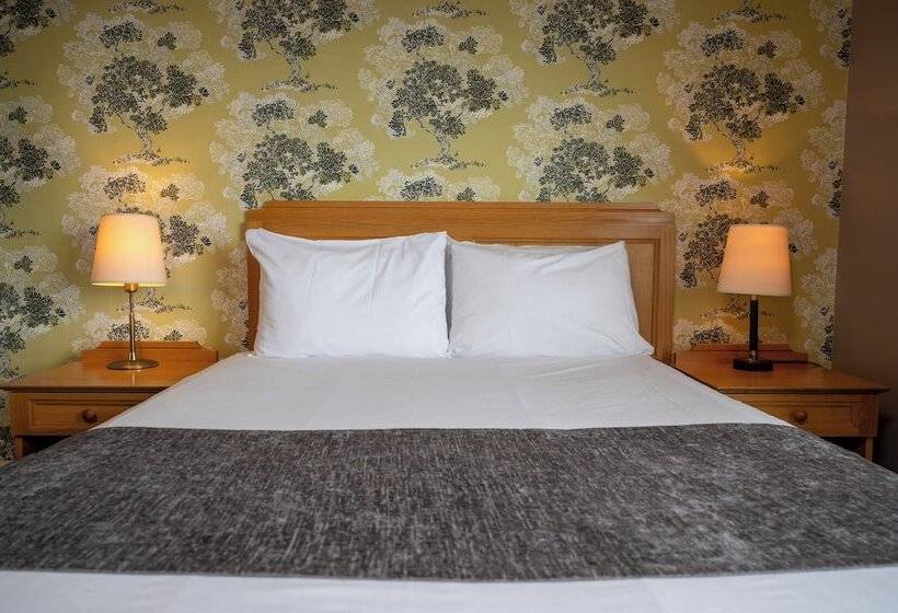 Семейный Номер, Commodore Hotel By Greene King Inns