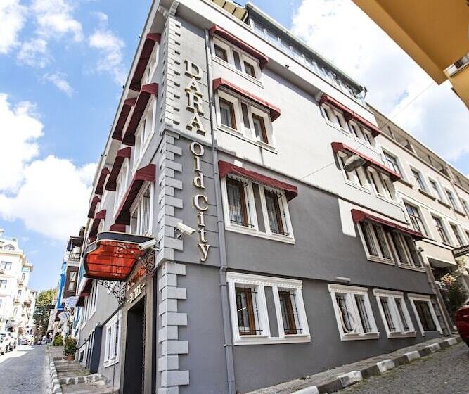 חדר משפחתי, Dara  Oldcity