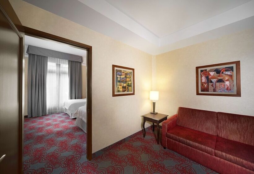 سوییت, Hampton Inn & Suites Mexico City Centro Historico