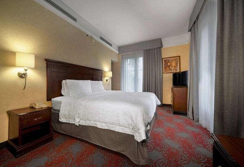 سوییت, Hampton Inn & Suites Mexico City Centro Historico