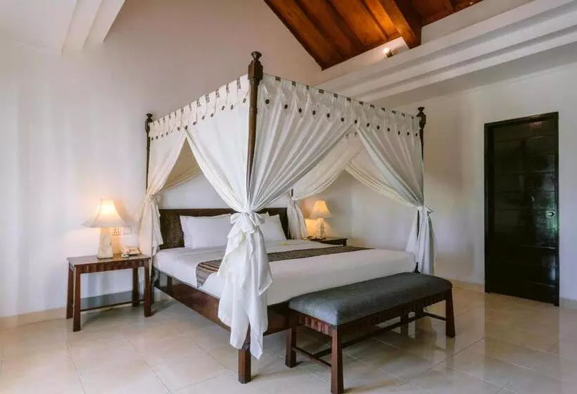 کابین, Legong Keraton Beach