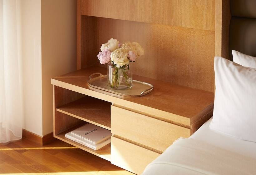 Президентский Люкс, Minoa Palace Resort