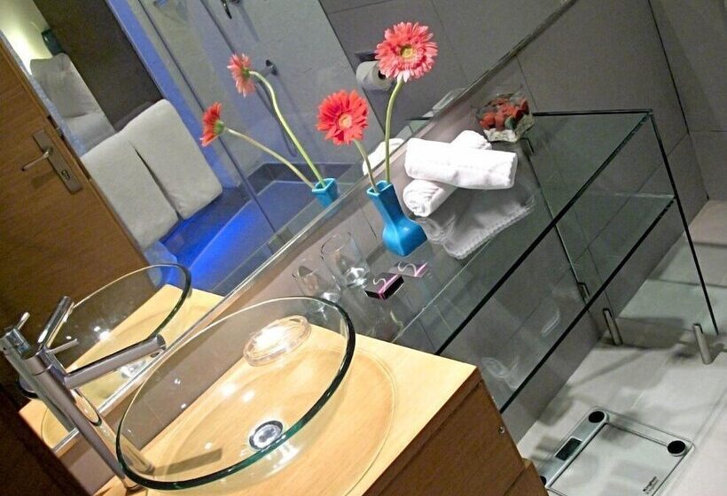 Quarto Deluxe, Parc Estique