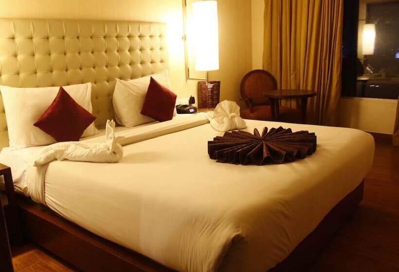 غرفة ديلوكس, Royal Orchid Central Jaipur, Bani Park