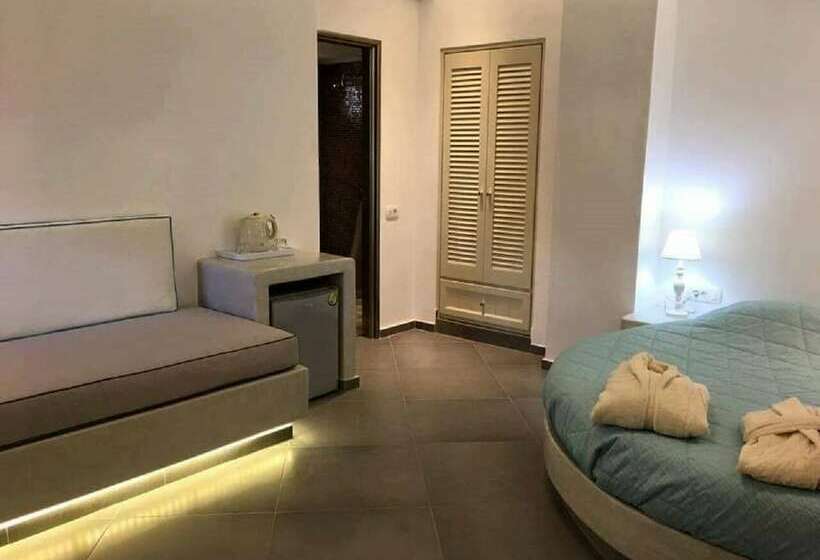 Полулюкс Вид на Море, Suites Blue