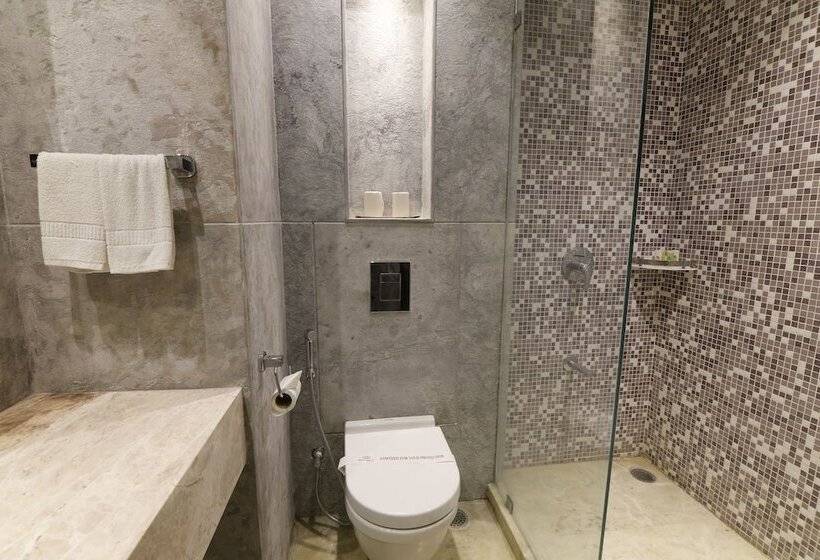 חדר דלוקס נוף לגינה, Marugarh Resort And Spa