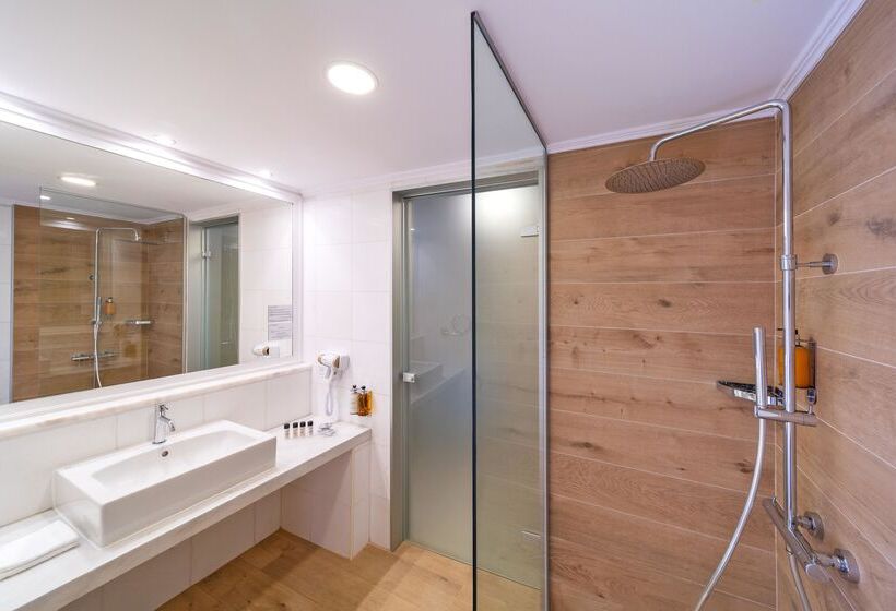 ロイヤルスイート, Kresten Royal Euphoria Resort