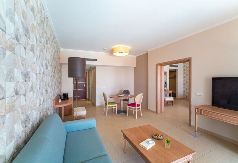 ロイヤルスイート, Kresten Royal Euphoria Resort