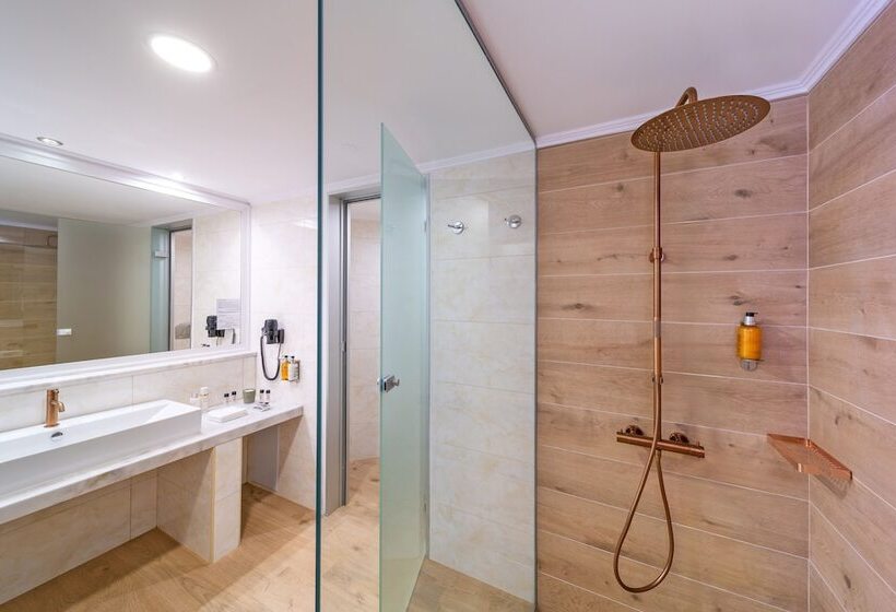 ロイヤルスイート, Kresten Royal Euphoria Resort