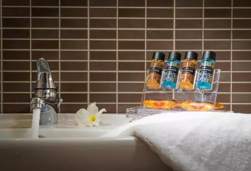 استودیوی لوکس, Kristalli Hotel Apartments