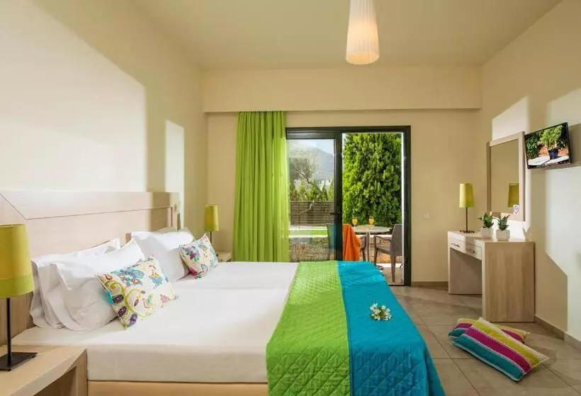 استودیوی لوکس, Kristalli Hotel Apartments