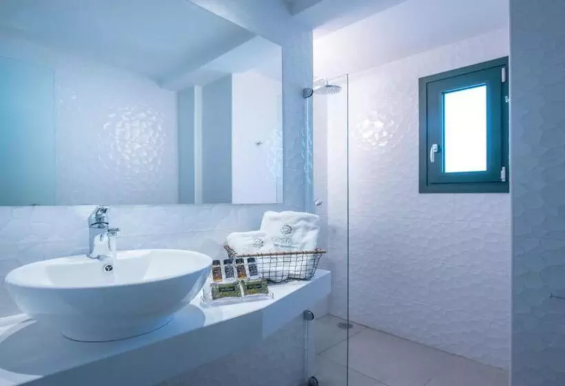 استودیوی استاندارد, Kristalli Hotel Apartments